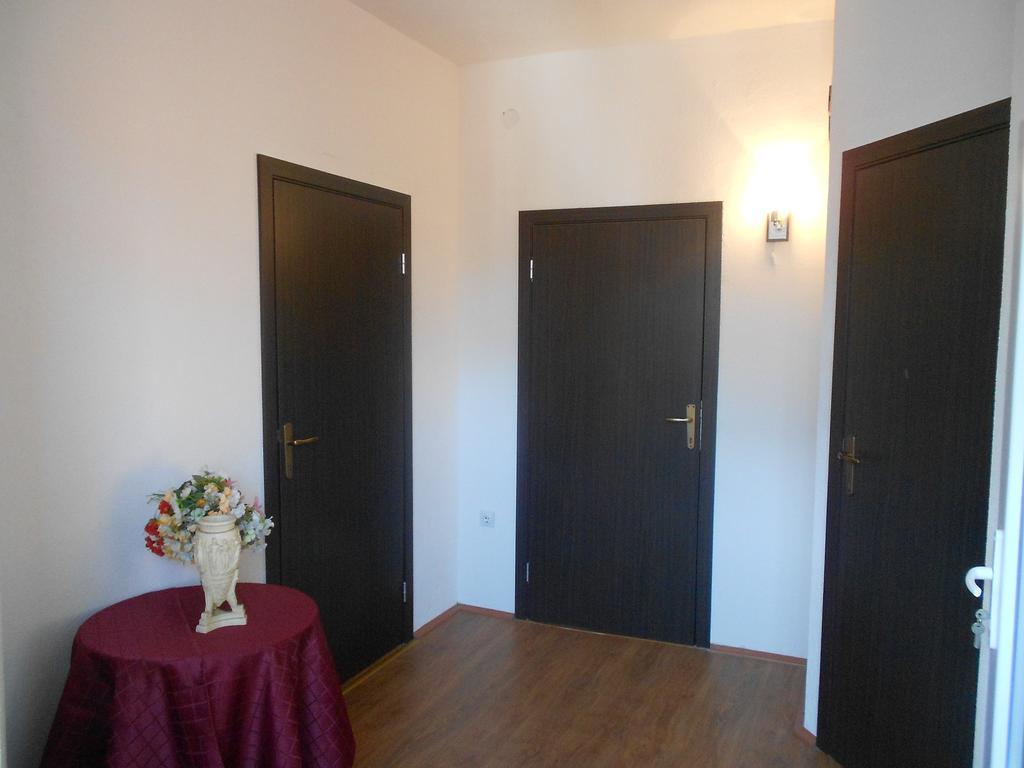 Villa Iva Escópia Quarto foto