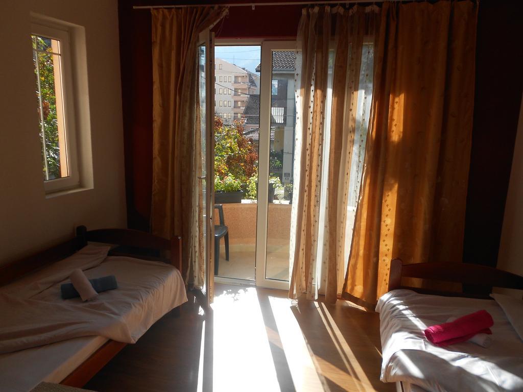Villa Iva Escópia Quarto foto